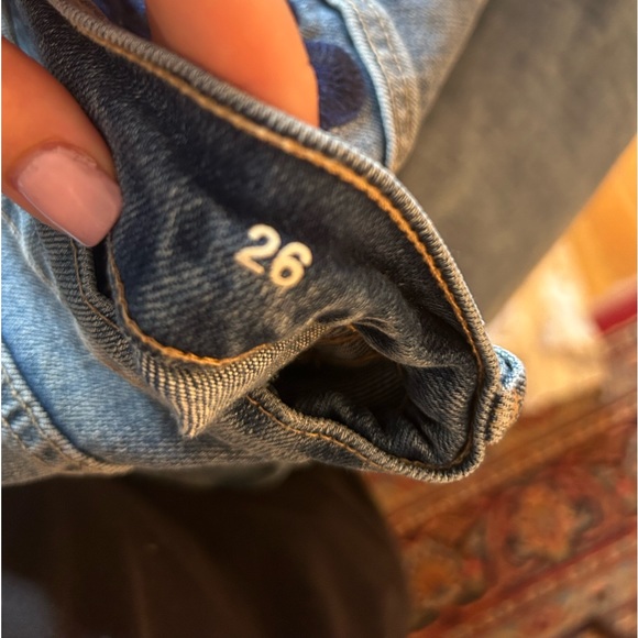 GAP 1969 Embroidered Distressed Jeans - Picture 4 of 4